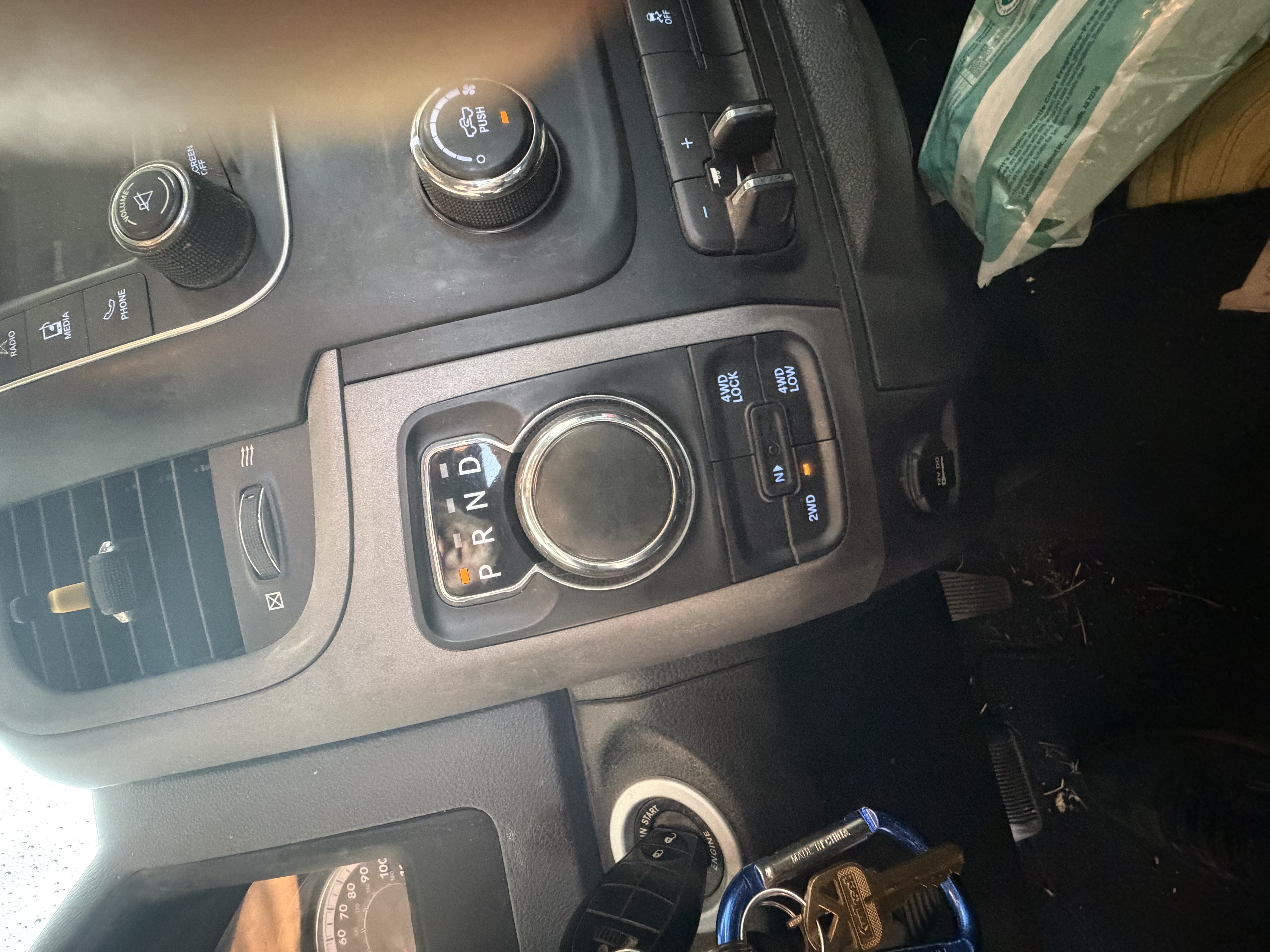 Used 2016 RAM 1500 Express AWD/4WD image 9