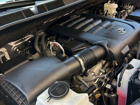 Used 2020 Toyota Tundra 1794 Edition AWD/4WD image 28