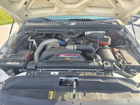 Used 2006 Ford F350 2WD Regular Cab DRW Super Duty image 10