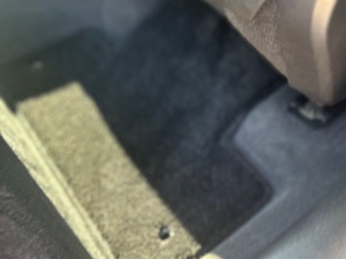 Used 2012 Land Rover Range Rover Evoque Prestige image 19