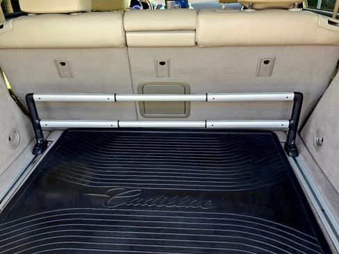 Used 2012 Cadillac SRX Luxury image 6