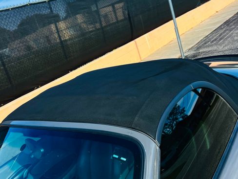 Used 2004 Porsche Boxster image 11