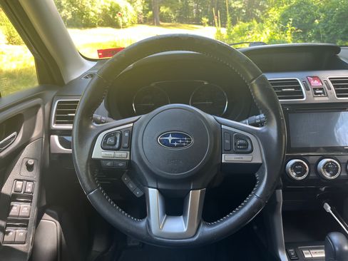 Used 2017 Subaru Forester 2.5i Limited AWD/4WD image 22
