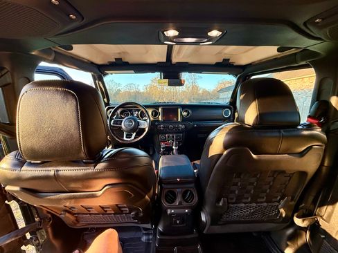 Used 2020 Jeep Wrangler Unlimited Rubicon w/ Quick Order Package 28Y Recon image 12