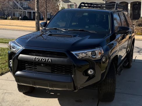 Used 2023 Toyota 4Runner TRD Pro image 2