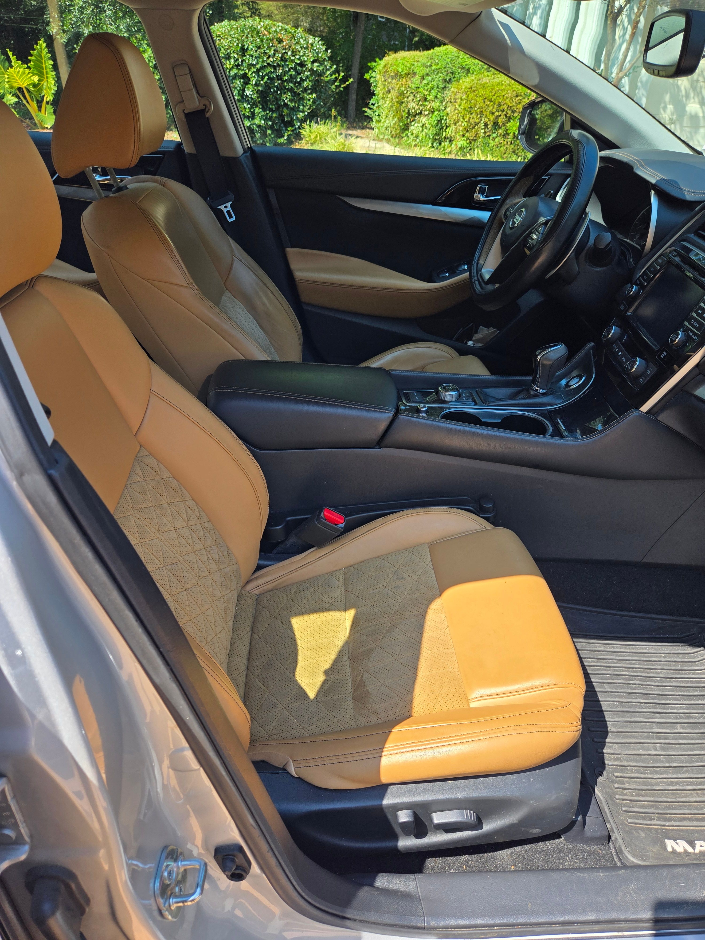 Used 2016 Nissan Maxima SR FWD image 8