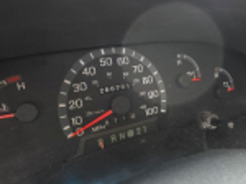 Used 2003 Ford E-350 and Econoline 350 XLT image 18