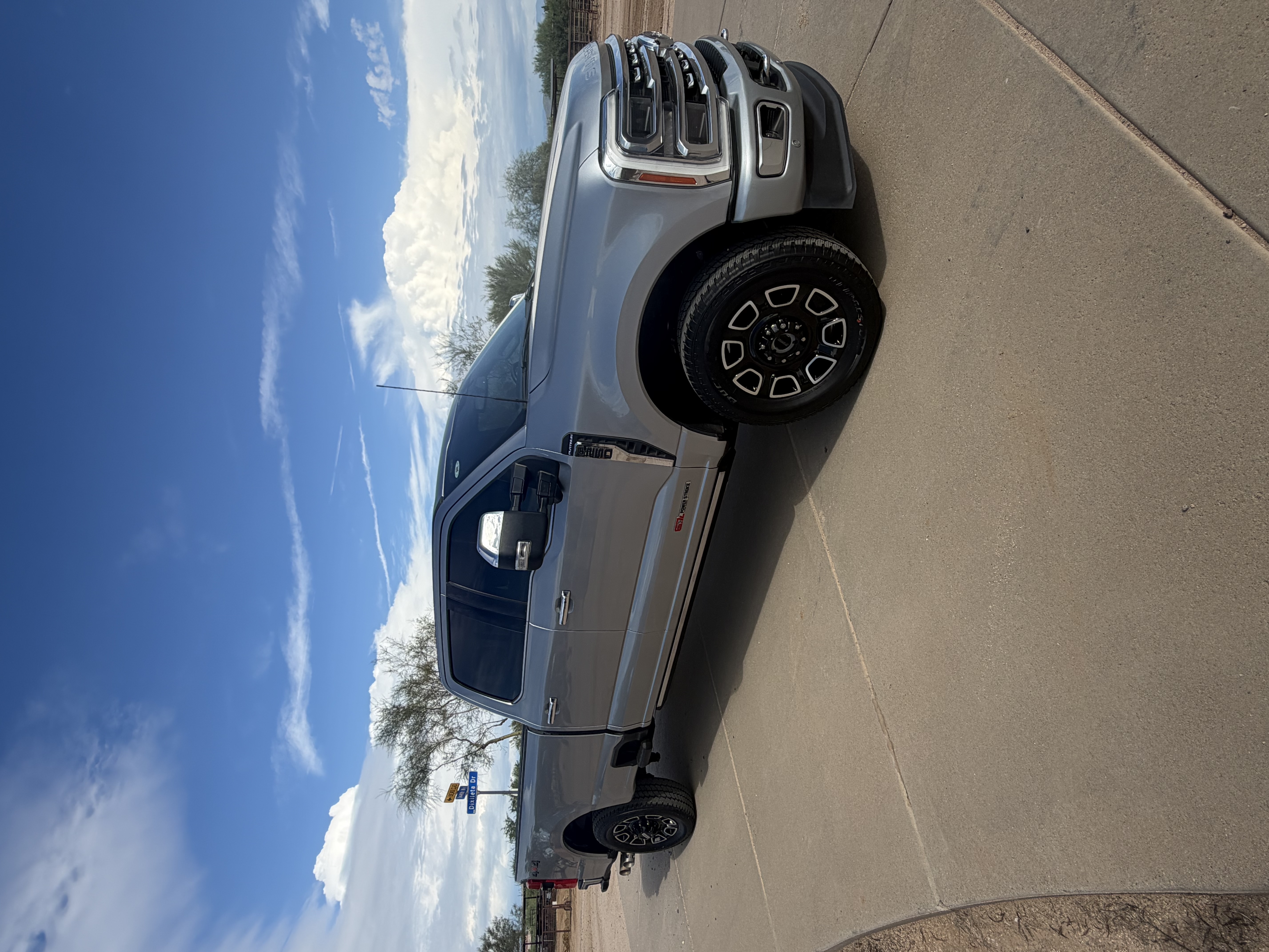 Used 2023 Ford F250 Platinum AWD/4WD image 14