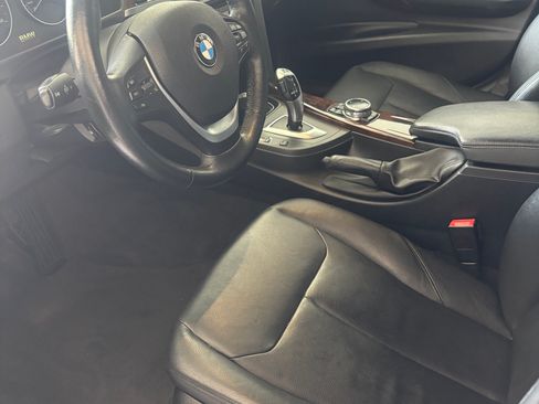 Used 2014 BMW 335i xDrive Sedan AWD/4WD image 9