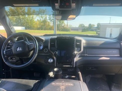 Used 2020 RAM 1500 Limited w/ Black Appearance Package image 6