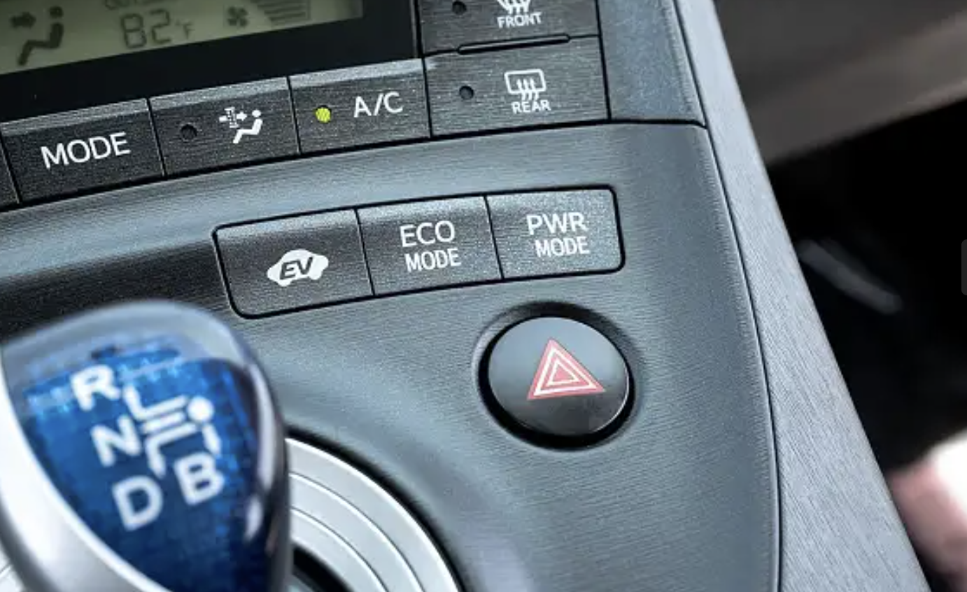Used 2010 Toyota Prius Five FWD image 16