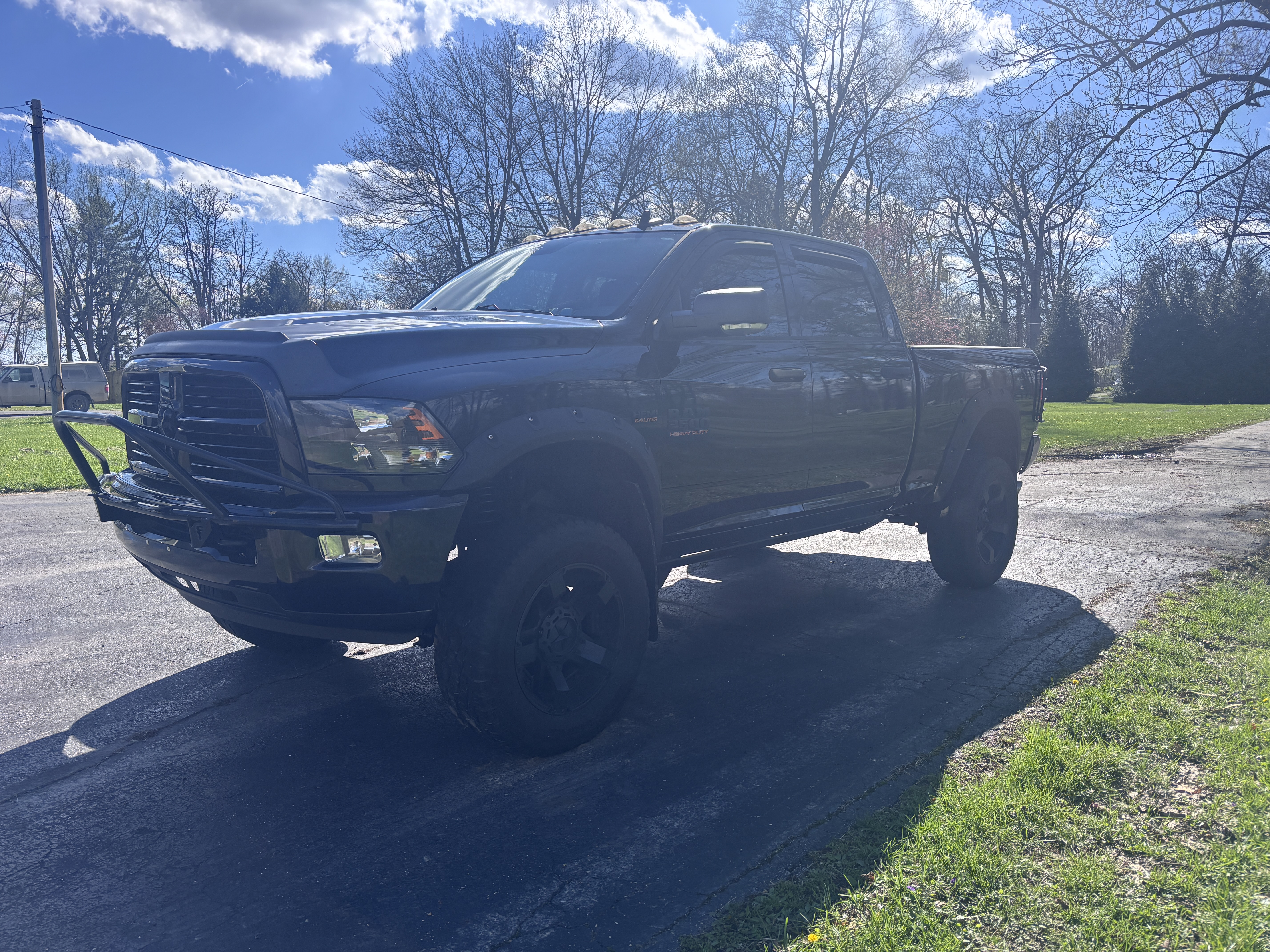 Used 2016 RAM 2500 Big Horn w/ Black Appearance Group AWD/4WD image 2