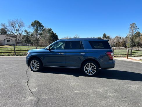 Used 2018 Ford Expedition Limited w/ Equipment Group 302A image 13