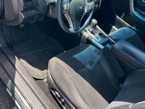 Used 2015 Nissan Altima 2.5 S w/ Power Driver Seat Package FWD image 5