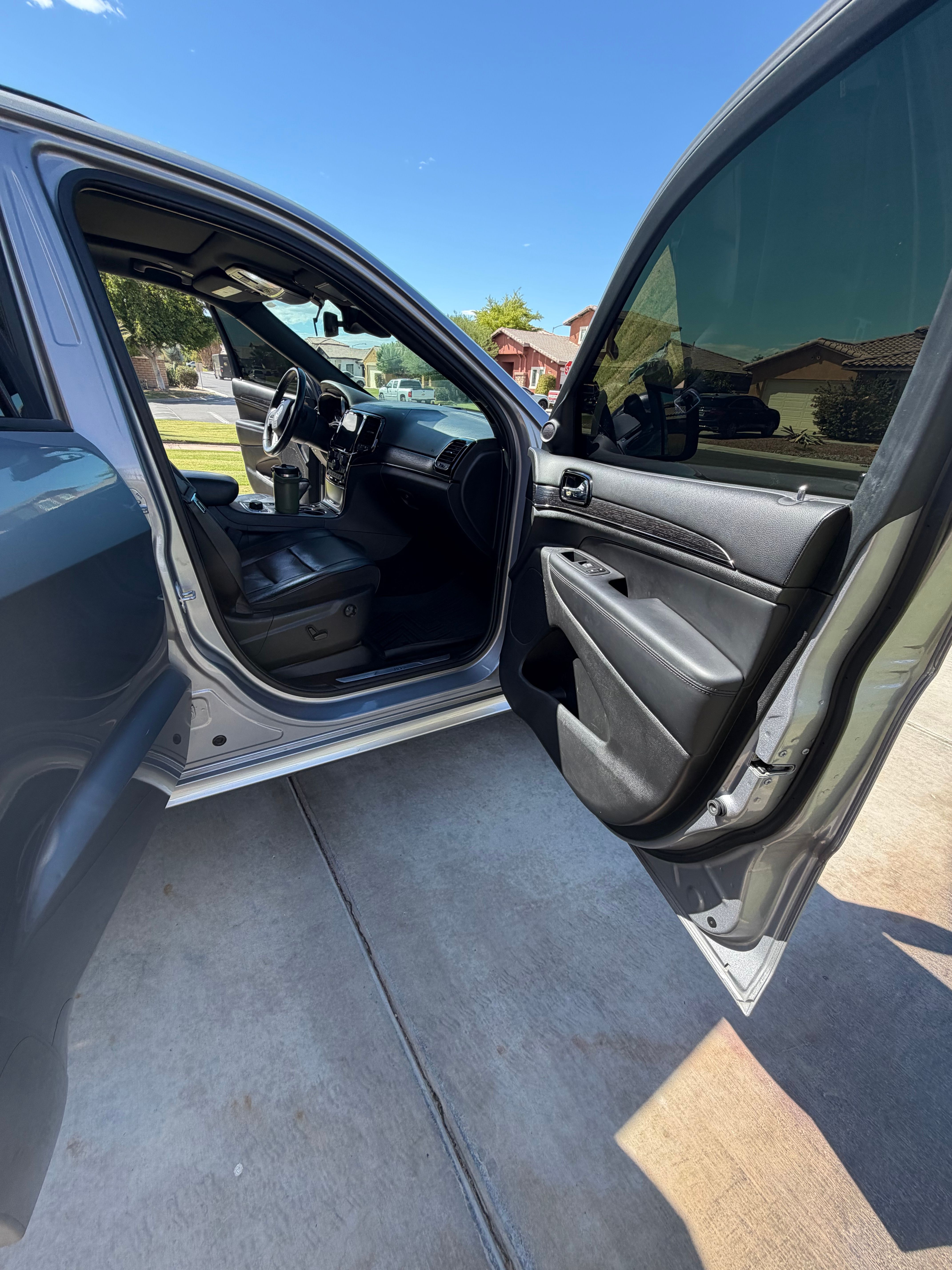 Used 2019 Jeep Grand Cherokee High Altitude AWD/4WD image 8