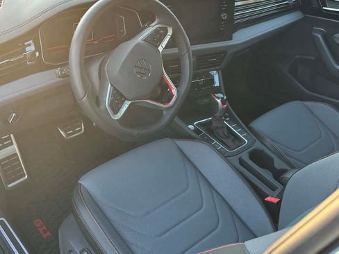 Used 2026 Volkswagen Jetta GLI Autobahn image 4