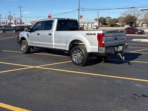 Used 2017 Ford F250 XLT image 5
