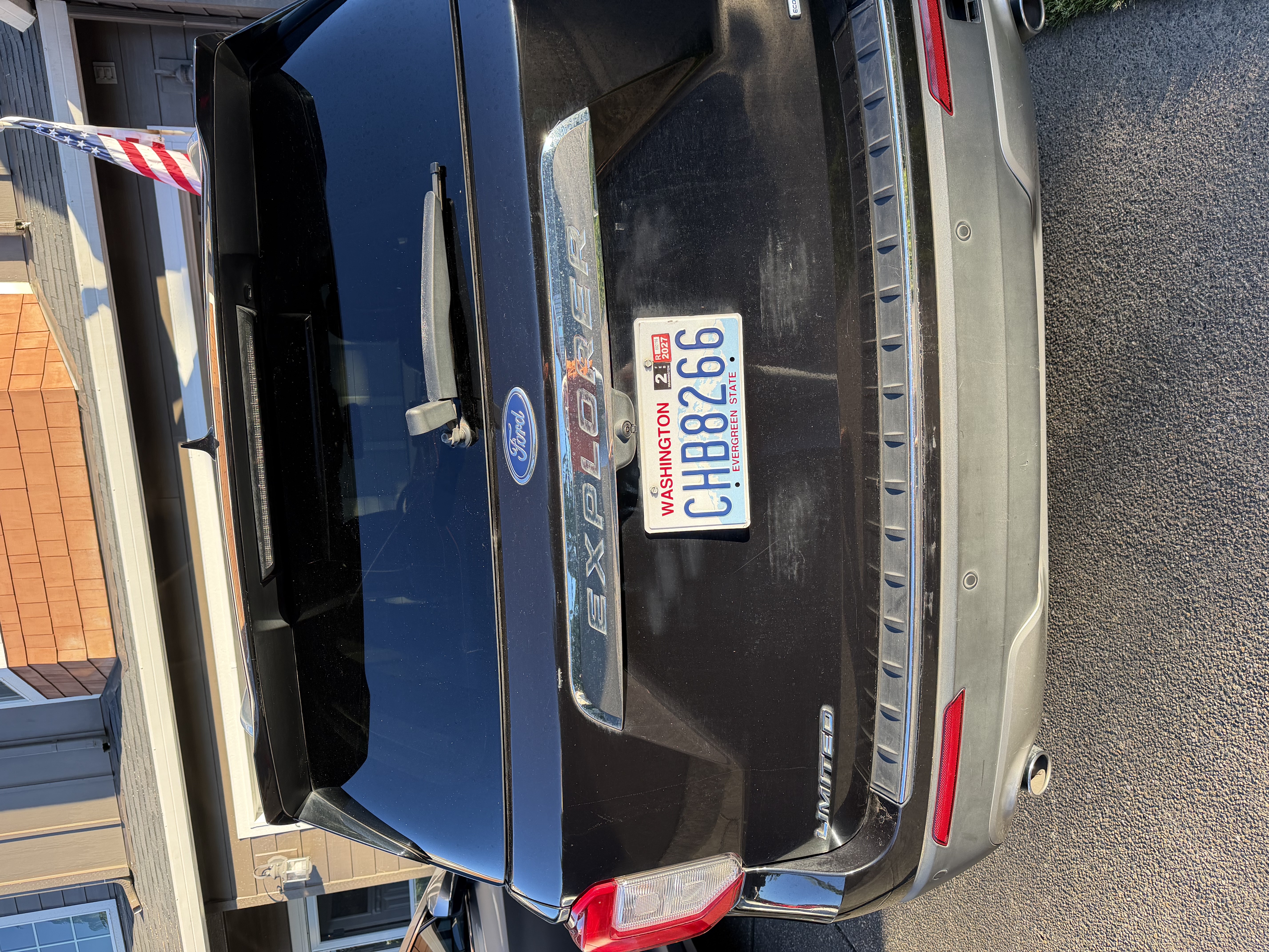 Used 2020 Ford Explorer Limited AWD/4WD image 6