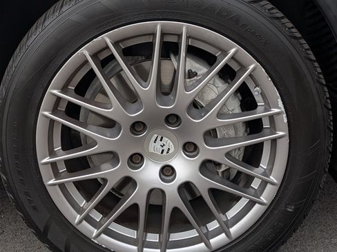 Used 2015 Porsche Cayenne Diesel image 15