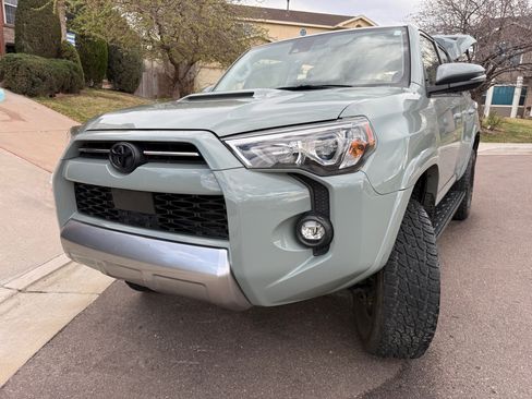 Used 2022 Toyota 4Runner TRD Off-Road Premium w/ Moonroof Package image 25