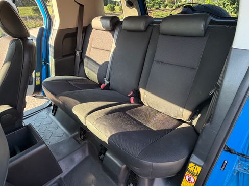 Used 2007 Toyota FJ Cruiser 2WD image 16