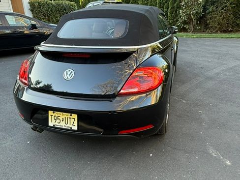 Used 2015 Volkswagen Beetle 1.8T image 10