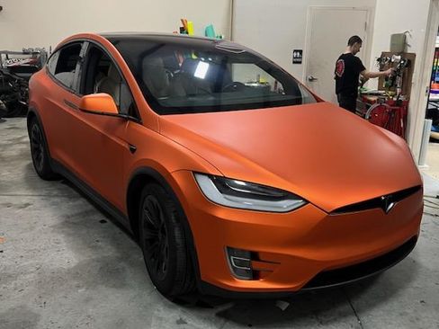 Used 2020 Tesla Model X Long Range image 8
