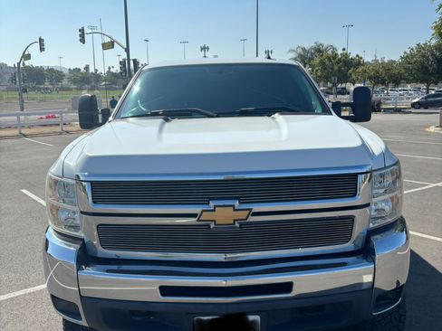 Used 2007 Chevrolet Silverado 2500 LT w/ 2LT Convenience Package RWD image 5