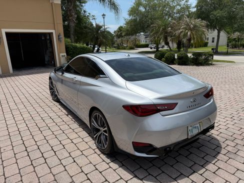 Used 2017 INFINITI Q60 3.0t w/ Premium Plus Package 3.0T RWD image 4