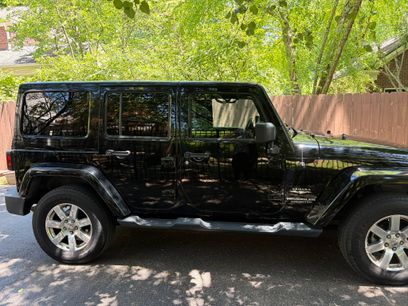 Used 2013 Jeep Wrangler Unlimited Sahara w/ Dual Top Group