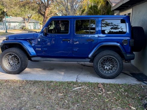 Used 2020 Jeep Wrangler Unlimited Sahara w/ Uconnect 4C Nav & Sound Group image 1