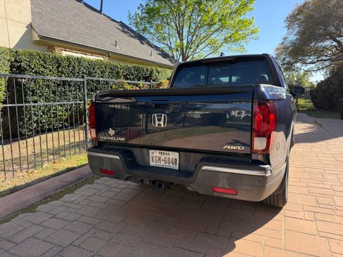 Used 2018 Honda Ridgeline RTL-E image 4
