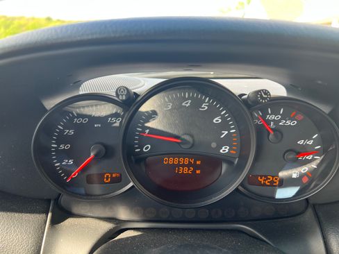 Used 2004 Porsche Boxster image 8