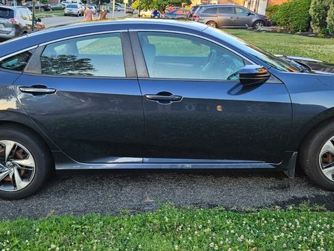 Used 2020 Honda Civic LX image 5