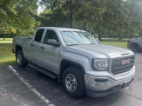 Used 2018 GMC Sierra 1500 4x4 Double Cab w/ Sierra Convenience Package image 1