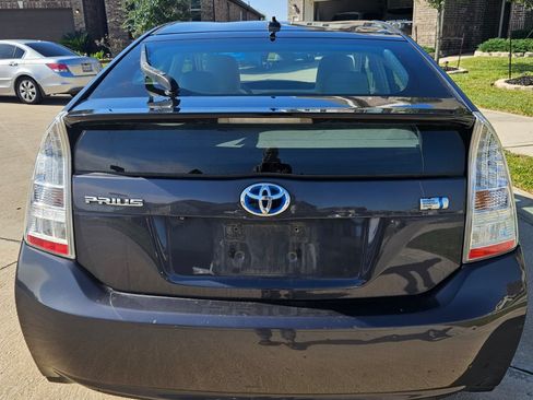 Used 2010 Toyota Prius Five image 12