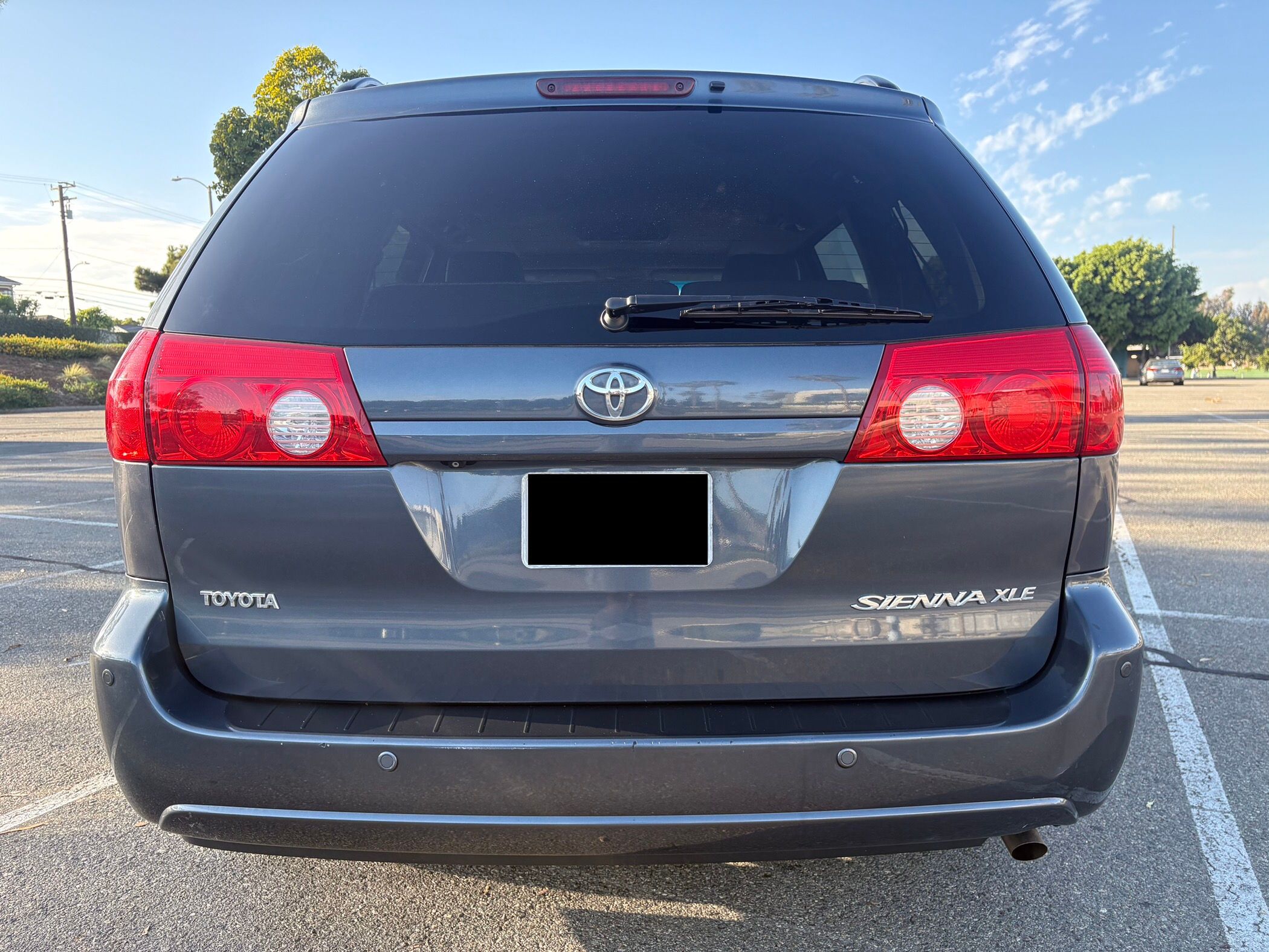 Used 2008 Toyota Sienna XLE w/ Towing Prep Pkg FWD image 8