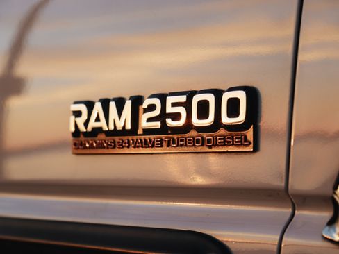 Used 2001 Dodge Ram 2500 Truck Long Bed image 14