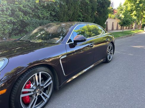 Used 2011 Porsche Panamera Turbo image 16