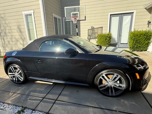 Used 2016 Audi TT 2.0T w/ Technology Package image 4