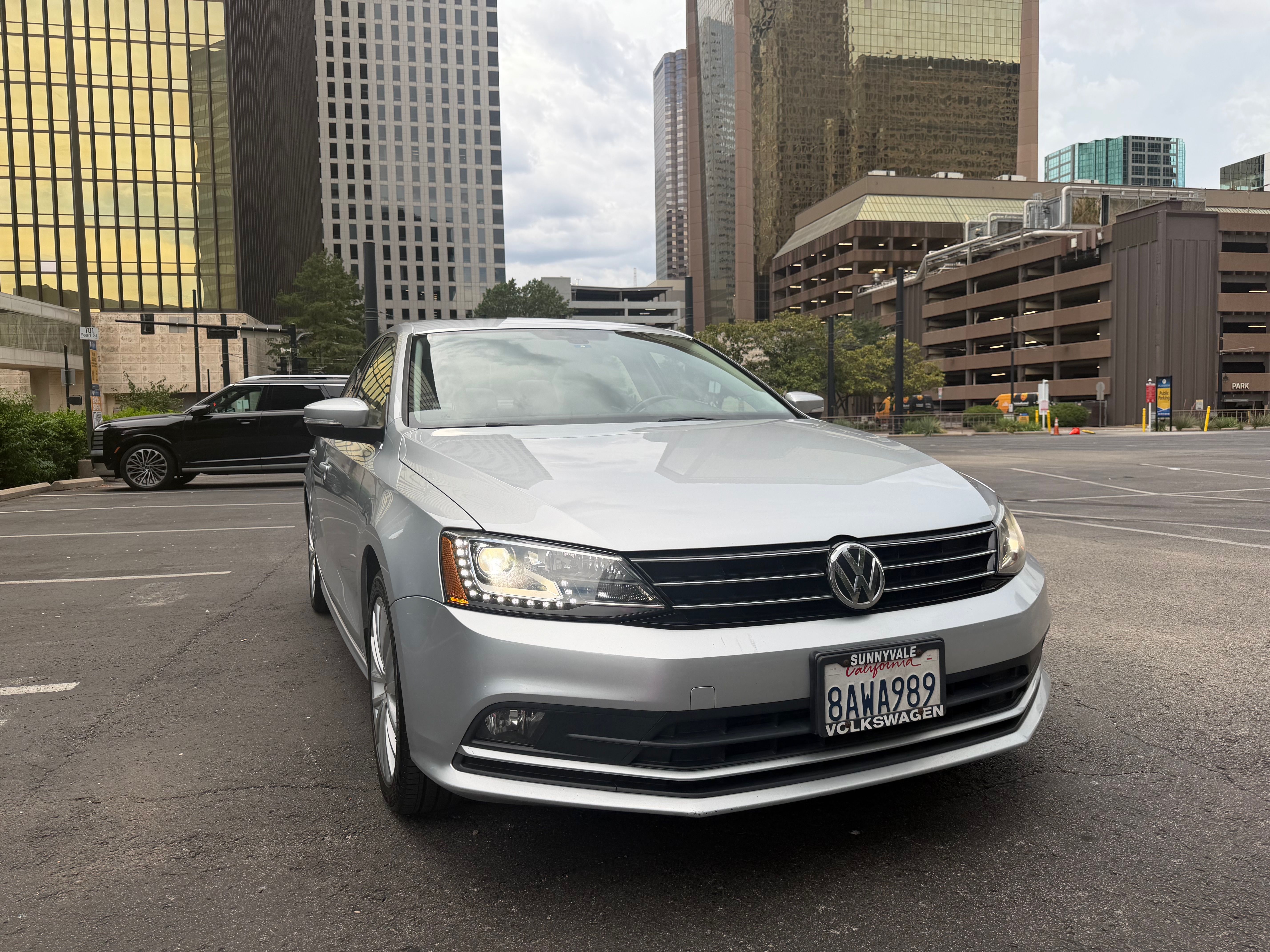 Used 2016 Volkswagen Jetta SEL w/ Lighting Package FWD image 25