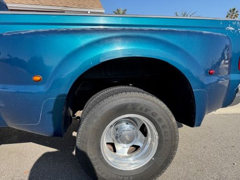 Used 2000 Ford F350 2WD SuperCab DRW Super Duty image 4