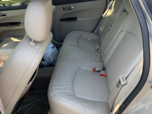 Used 2009 Buick LaCrosse CXL image 10