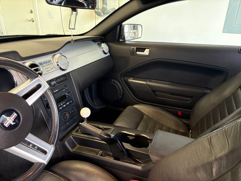 Used 2007 Ford Mustang GT Premium image 6