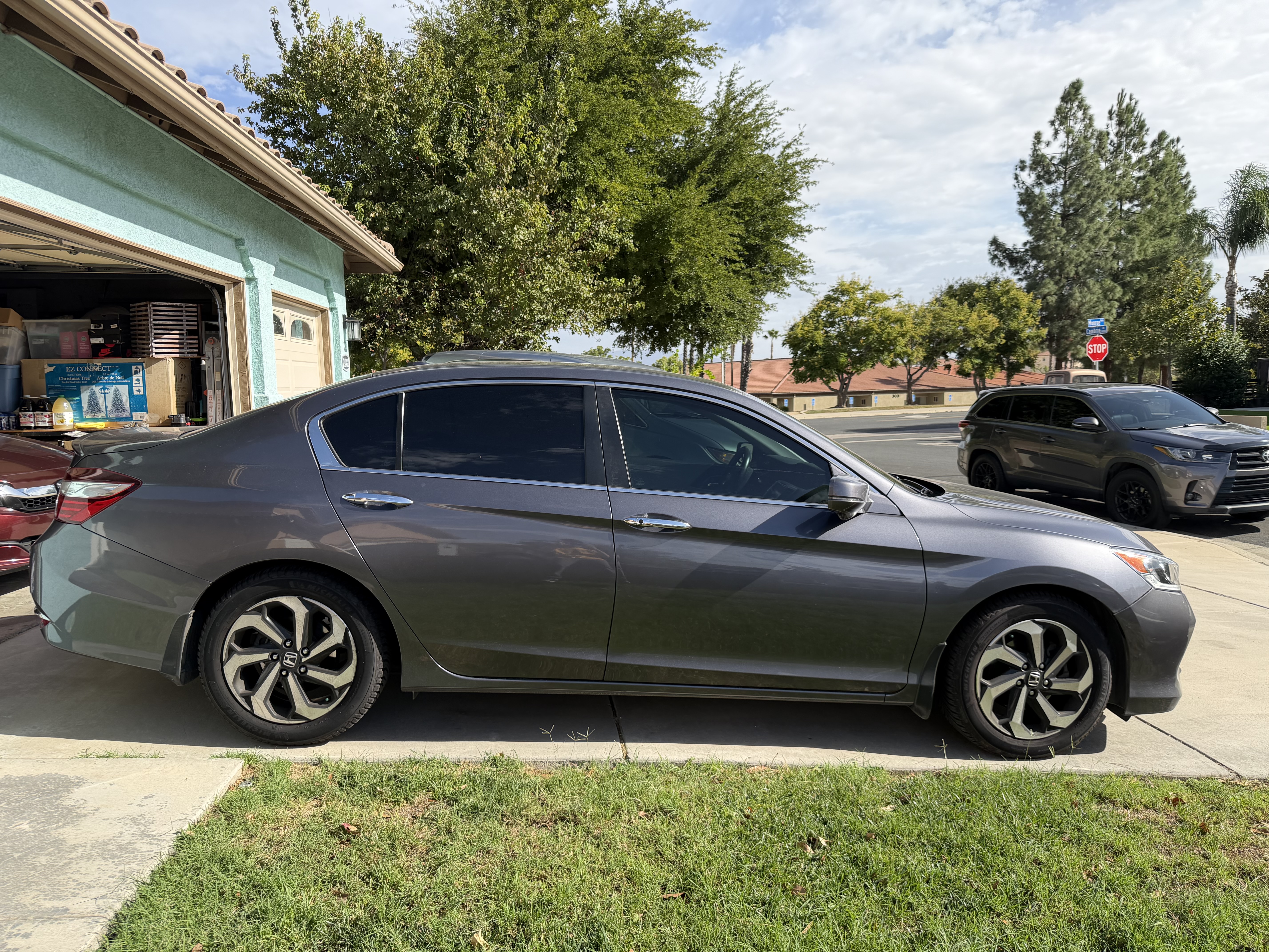 Used 2017 Honda Accord EX-L image 6