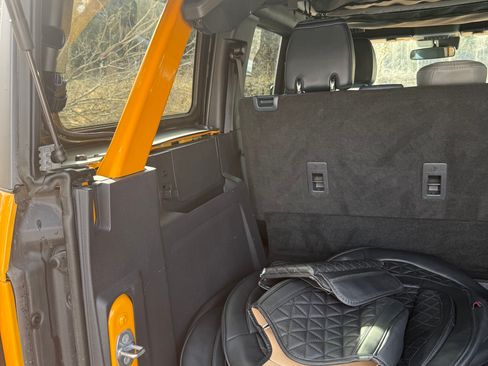 Used 2021 Ford Bronco First Edition image 14