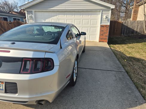 Used 2014 Ford Mustang Premium w/ Equipment Group 202A image 8