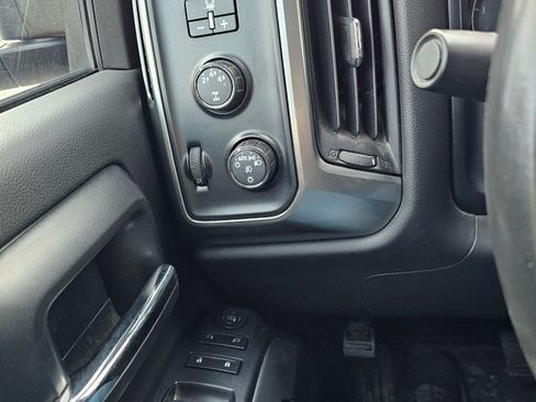 Used 2015 Chevrolet Silverado 2500 LT w/ LT Convenience Package image 9