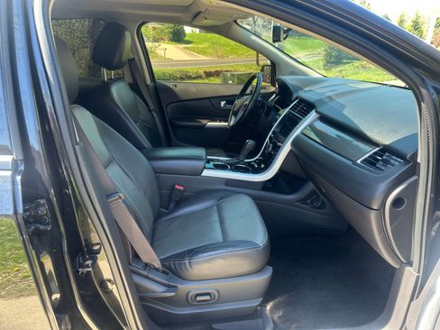Used 2013 Ford Edge Sport w/ Canadian Touring Pkg image 2
