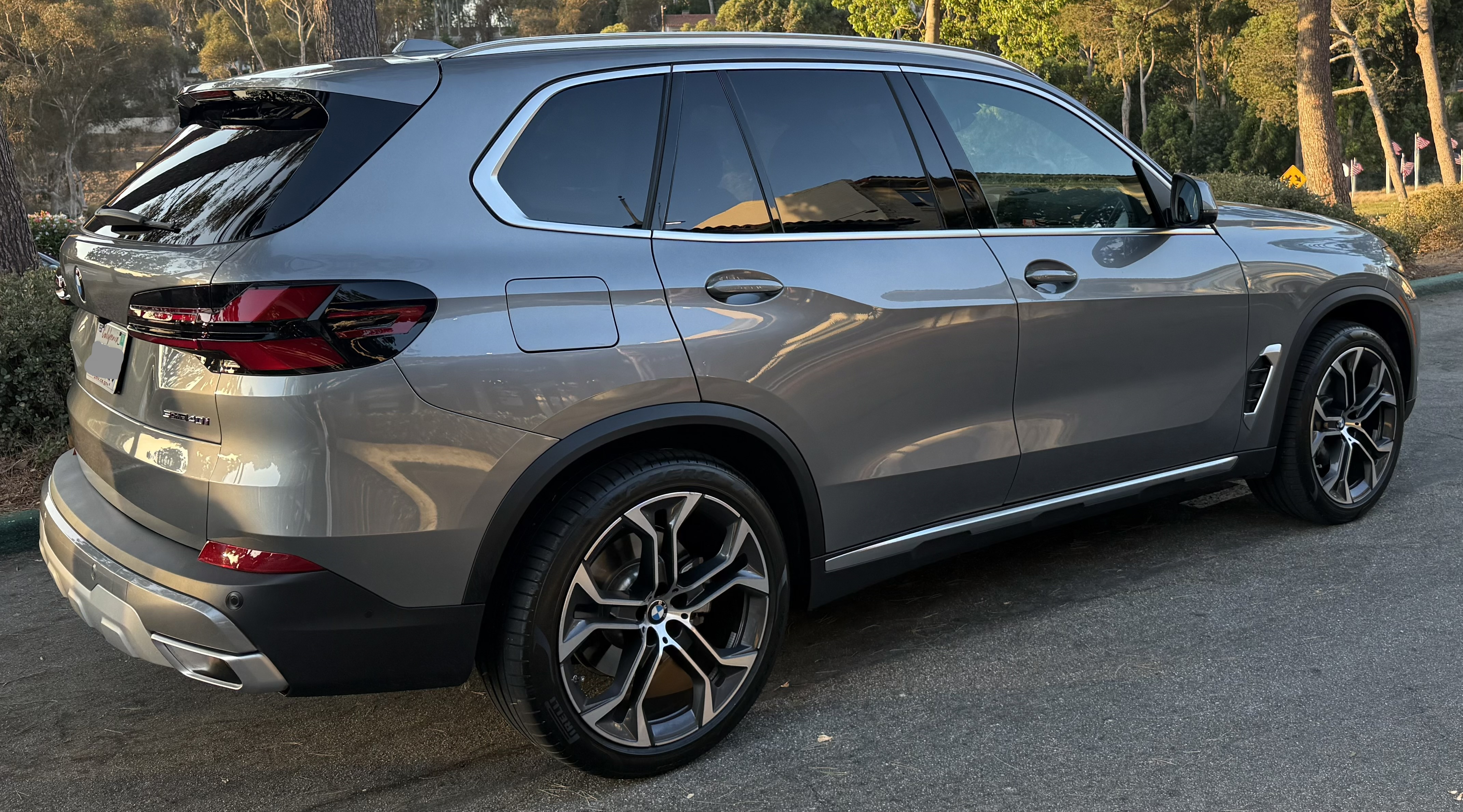 Used 2025 BMW X5 sDrive40i w/ Premium Package RWD image 11